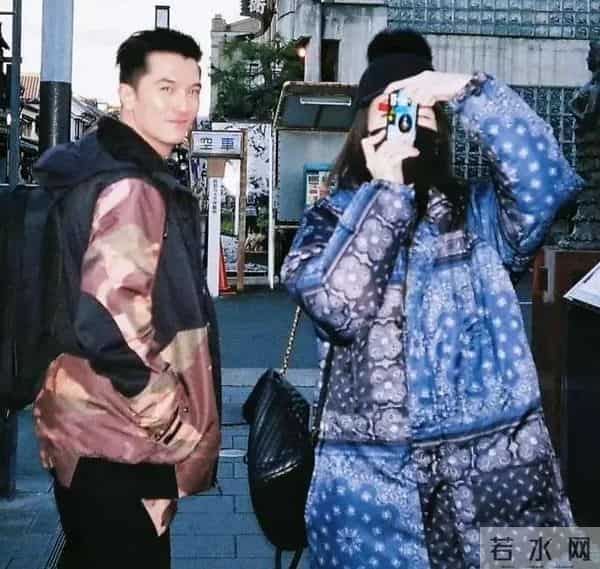 邱泽许玮甯日本度假被偶遇，二人穿着引热议，网友：全靠颜值撑着