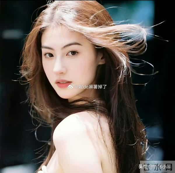 张柏芝二度现身法院！庭审再次情绪崩溃痛哭，自称已经2天没睡觉