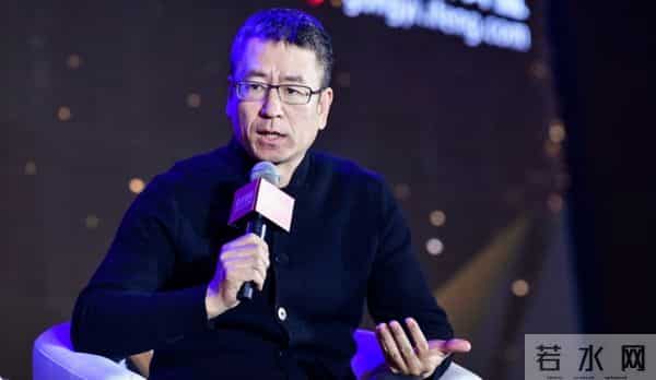 成于嘴败于嘴,从"央视一哥"到"跌落神坛",白岩松活成了"笑话"