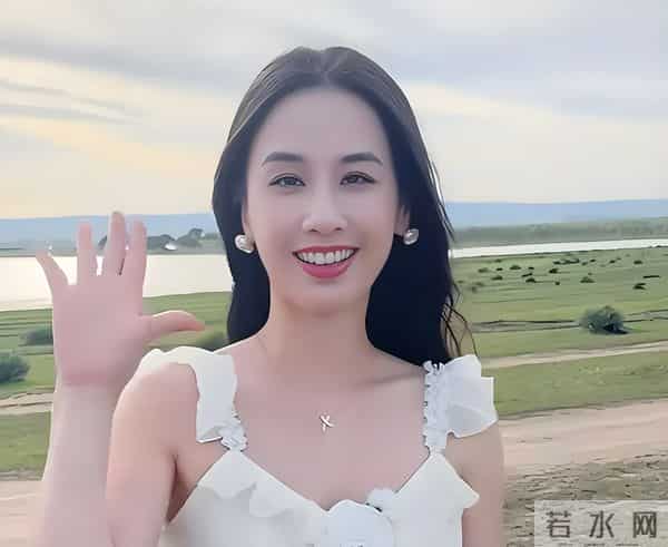 黄圣依反向开挂:杨子最讨厌的模样,她终于敢活出来了