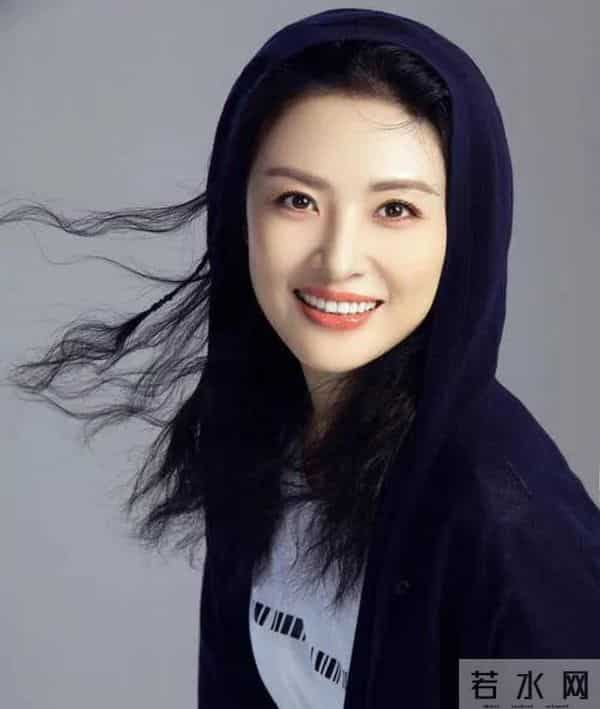 别让喜欢变伤害!周涛停车场被围事件,公众人物也该有私人时间