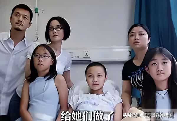 泪目！李亚鹏隐藏款女儿曝光，一句：这些年你不容易，走心了