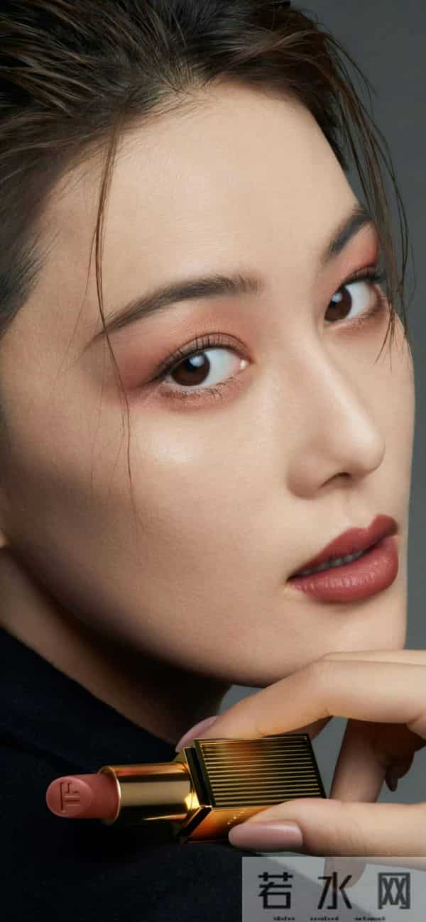 张馨予烈焰红唇酷飒女主