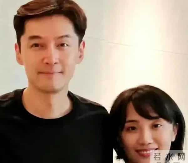 胡歌首度公开谈二胎儿子，更偏爱2岁女儿，对妻子的称呼尽显冷淡
