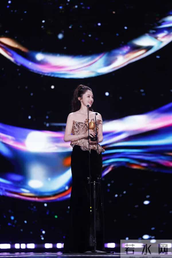 董璇 尖叫之夜出图 状态依旧很好