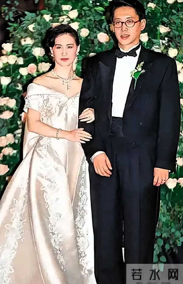 王晶捅破32年谎言！陈百强早逝真因曝光，何超琼背了这么久的锅？