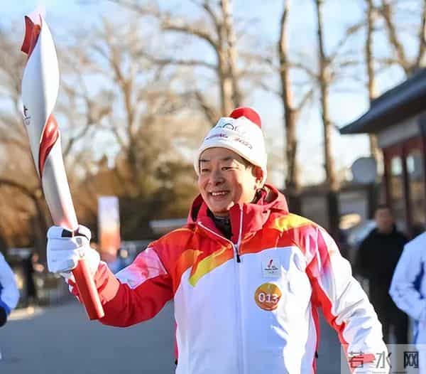 星三代来了！72岁濮存昕宣传外孙女新剧，因长相“特色”上热搜！