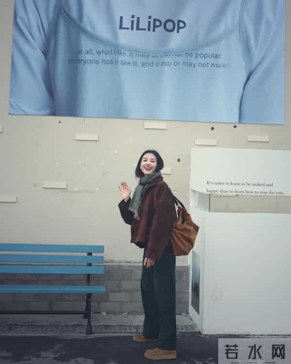 被高圆圆的穿搭惊艳了，衣穿简约，配色大气，46岁尽显优雅气质