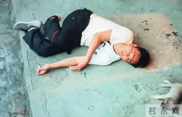 混血基因的弊端出现了,47岁刘烨"老来俏",让儿子诺一的处境尴尬