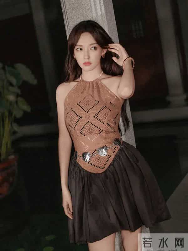 美女壁纸 - 程潇,曲线迷人,性感写真