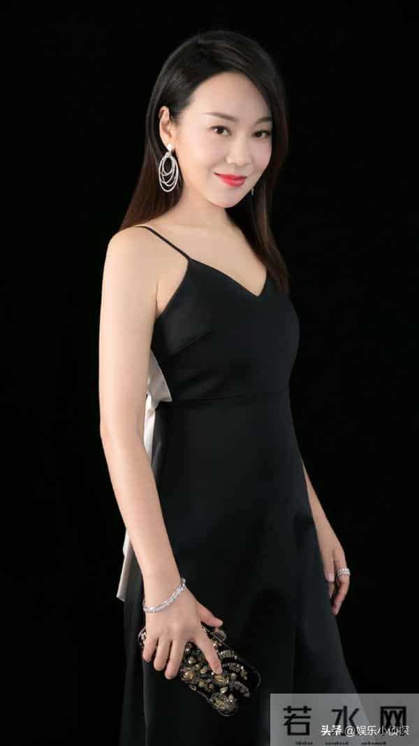 微醺女神“闫妮”高清美图