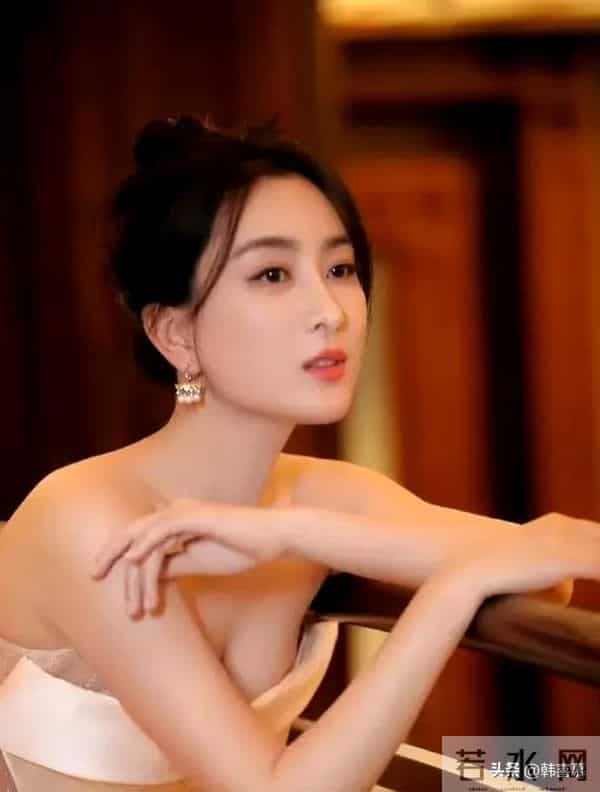 44岁马苏恋情曝光，男方身份被扒，和孔令辉相恋11年，被赶出家门