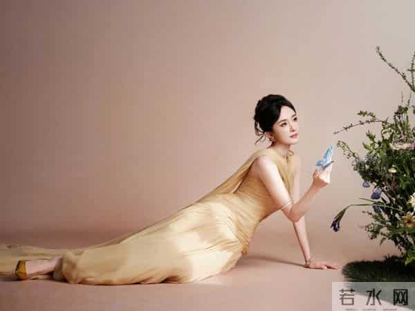 杨幂这腰这气质,内娱还有谁能打?