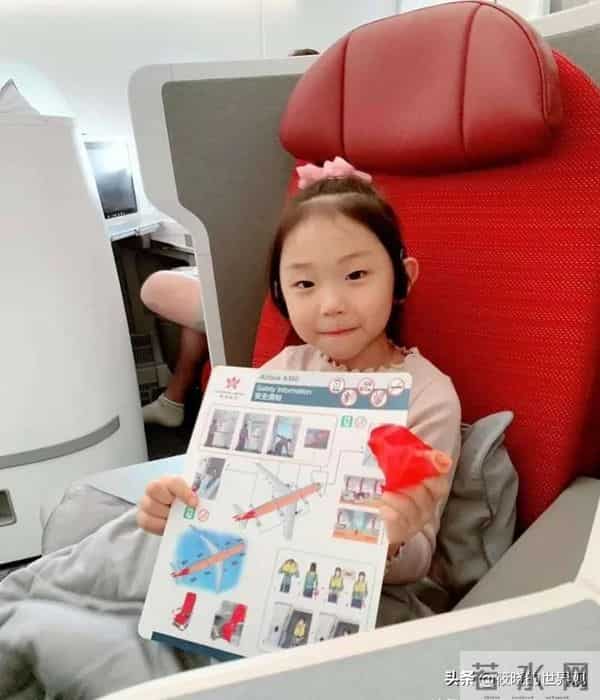 73岁濮存昕支持外孙女拍戏被质疑，骄傲发文称“我们家的小天使”