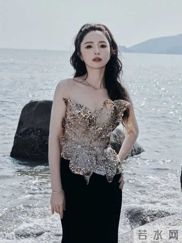 董璇 尖叫之夜出图 状态依旧很好