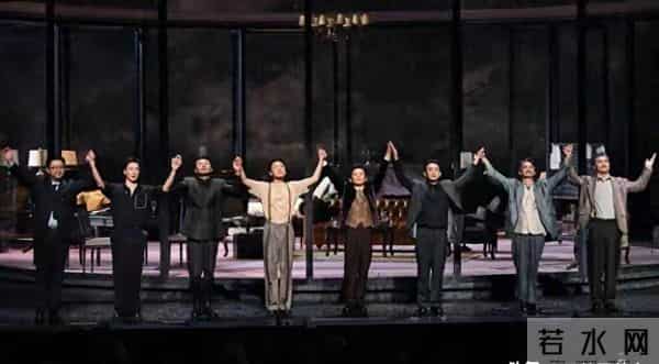 何炅黄磊话剧杀疯了!《向往的生活》后再合体,舞台封神看哭全场