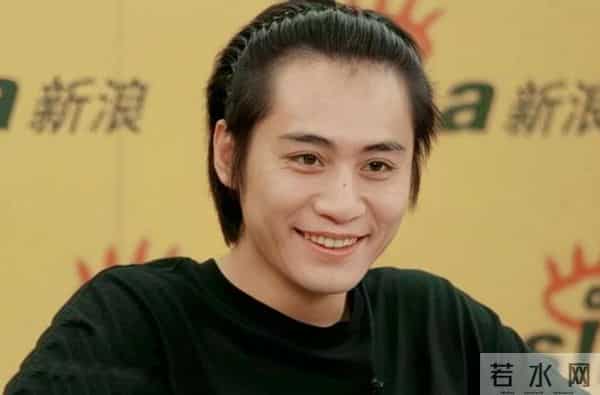 混血基因的弊端出现了,47岁刘烨"老来俏",让儿子诺一的处境尴尬