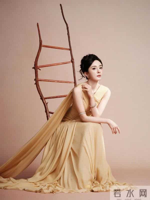 杨幂 [哇R][哇R]真的是太美了，不是我想多发啊，是真的忍不住啊。