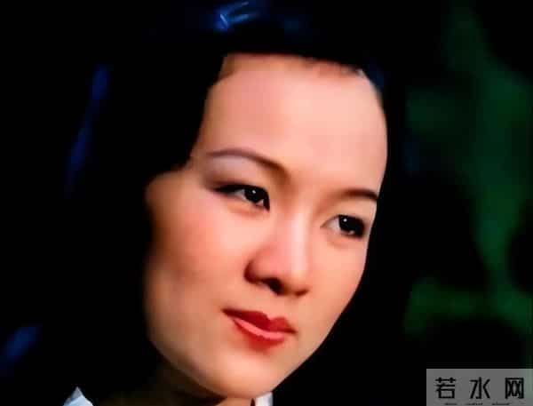 原来早已不是中国籍？事业巅峰远赴美国，被老外抛弃晚年回国