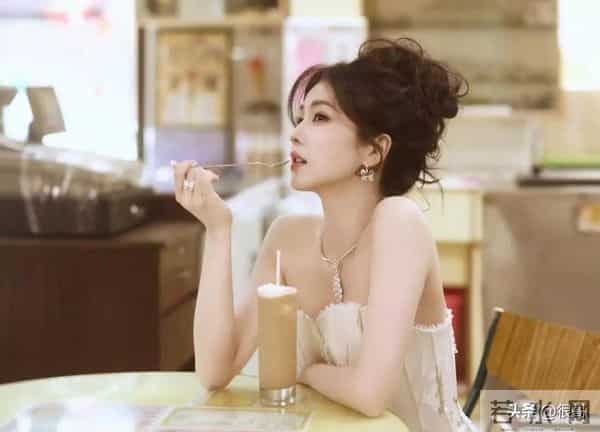 85花集体缺席，新生代凭实绩接棒星光大赏，内娱要变天了吗？