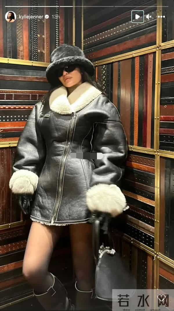 审美太顶！桑姐大皮袄搭配黑丝状态好到爆，牵手白须贝佐斯真恩爱