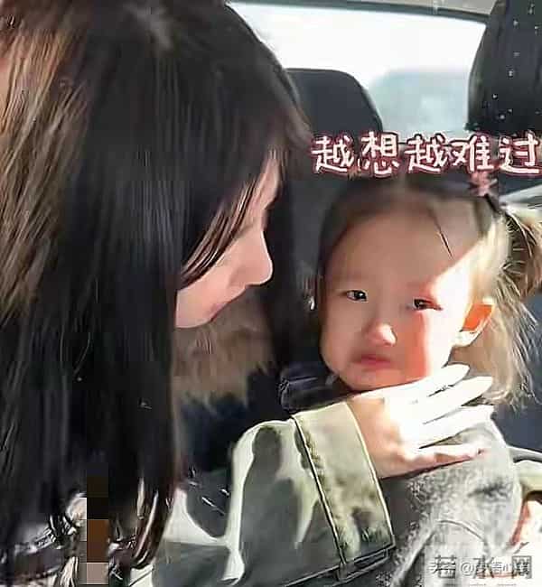 带娃就诊遭抓拍,黄一鸣女儿名字流出,网友:王思聪亏大了