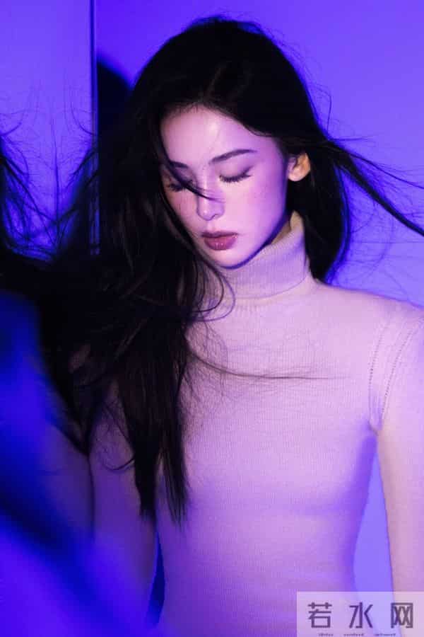 古力娜扎今日份营业写真，别有一番风味