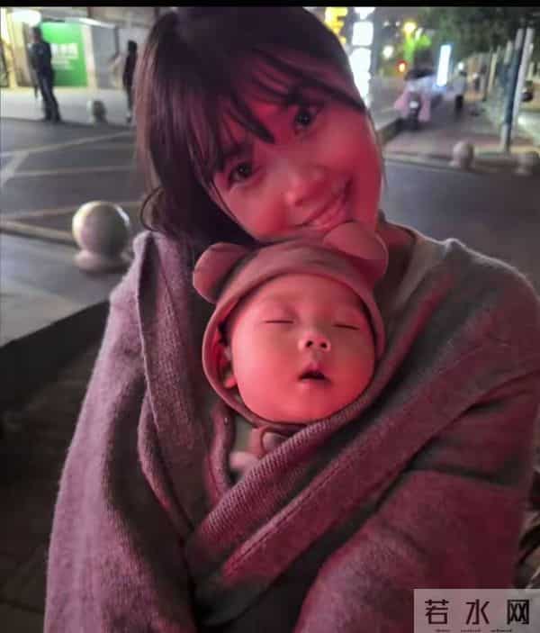 亡妻回忆录翻车！被扒多次婚内出轨，妻子离世后却假装深情不已