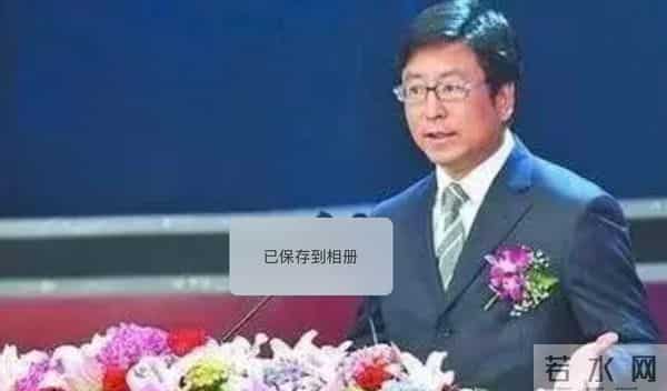 成于嘴败于嘴，从"央视一哥"到"跌落神坛"，白岩松活成了"笑话"
