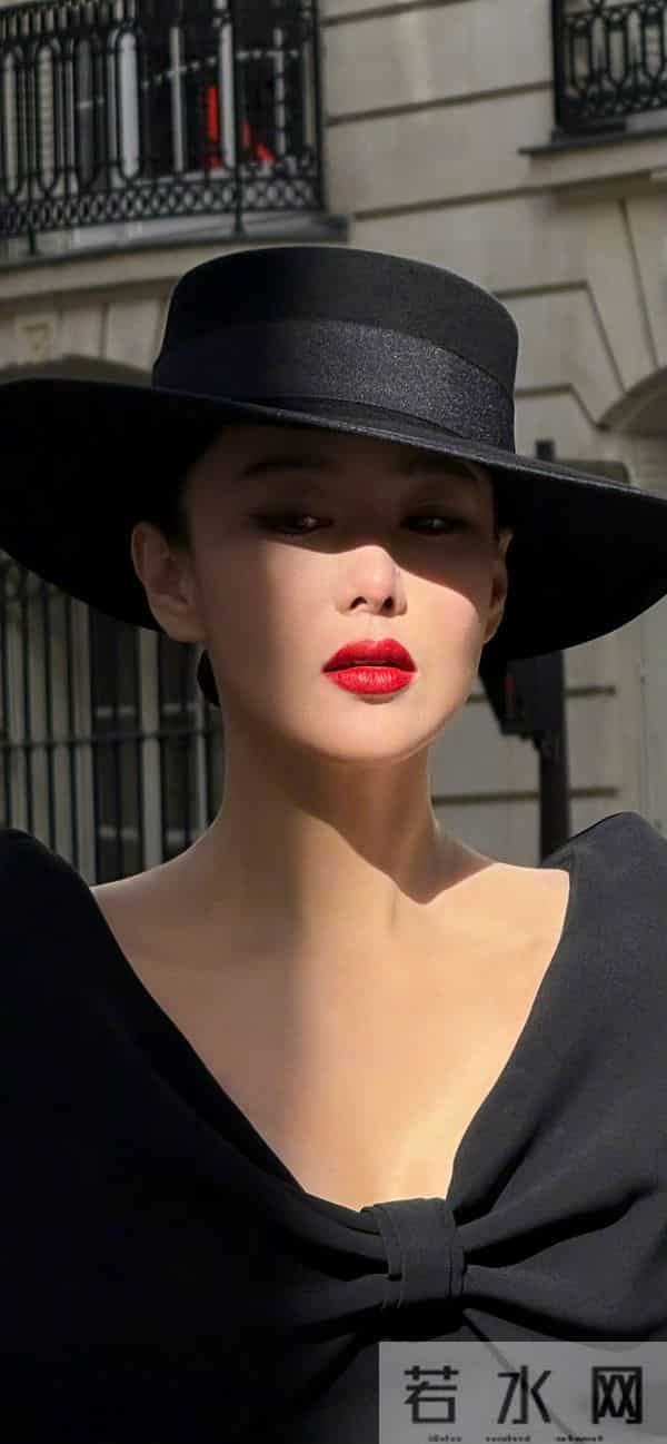 张馨予烈焰红唇酷飒女主