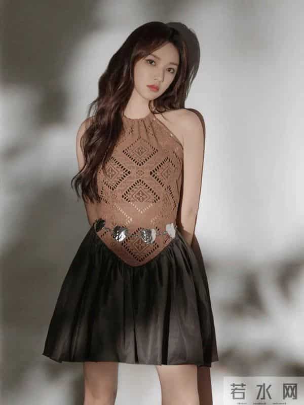 美女壁纸 - 程潇,曲线迷人,性感写真