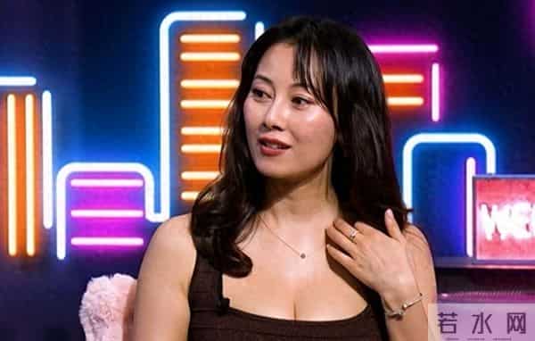 港姐自曝商演被摸私处,小鲜肉倒追她:24岁男追50岁女星?