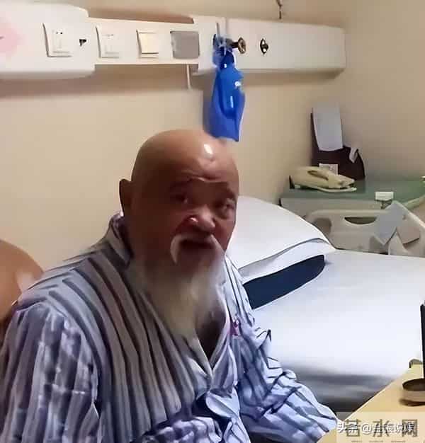 70岁的李琦：曾每天2包烟，顿顿8两酒，跟去世前的杨少华如出一辙