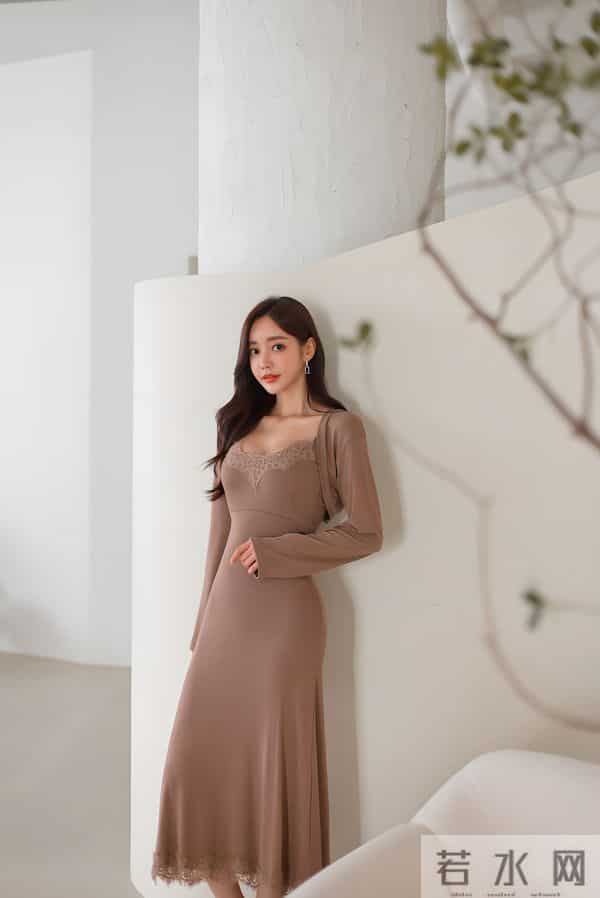 孙允珠4K修复图集：苦咖雪茄蕾丝刺绣披肩雪纺裙