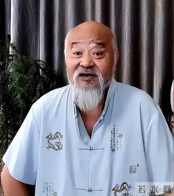 70岁的李琦：曾每天2包烟，顿顿8两酒，跟去世前的杨少华如出一辙