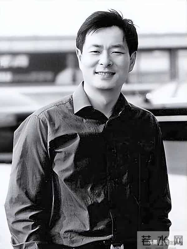 濮存昕现状：72岁不显老，女儿是大公司老板，外孙女开始为他争光