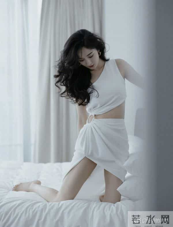 杨幂,白裙穿搭壁纸精选图集