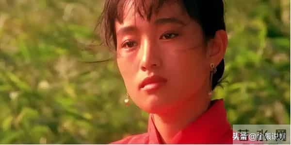 恩爱了6年,76岁的法国老公衰老萎缩,59岁的巩俐正绚烂如花