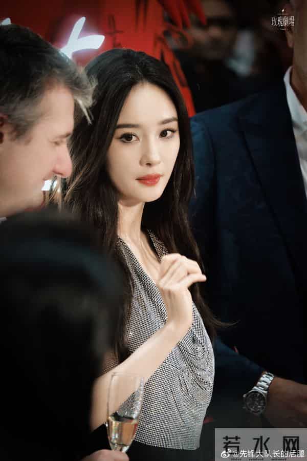 大幂幂的魅力 容貌娇艳 大长腿无与伦比