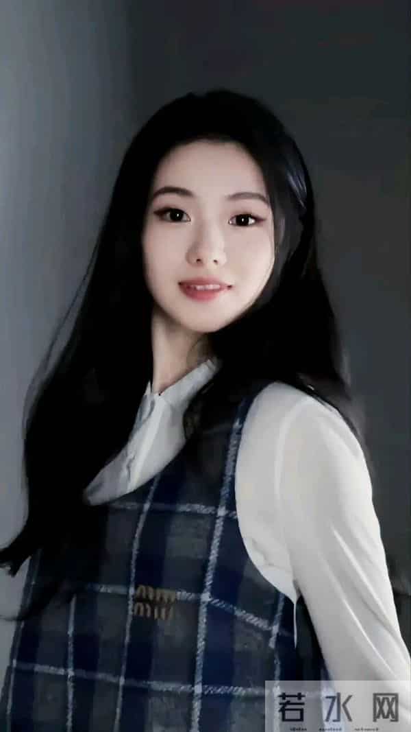 刘浩存这张脸,真的看100遍都不腻呀!