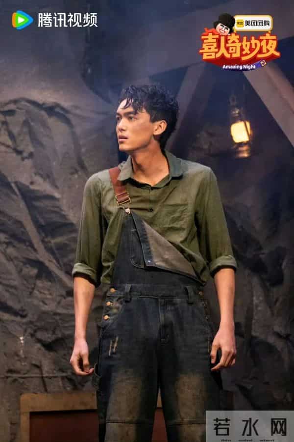 喜人奇妙夜丨被风雪压了三两年的张呈，终于绽放了独特的光