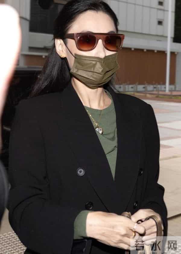 曝张柏芝法庭上情绪失控遭法官阻止,她哭着说两天没睡觉压力好大