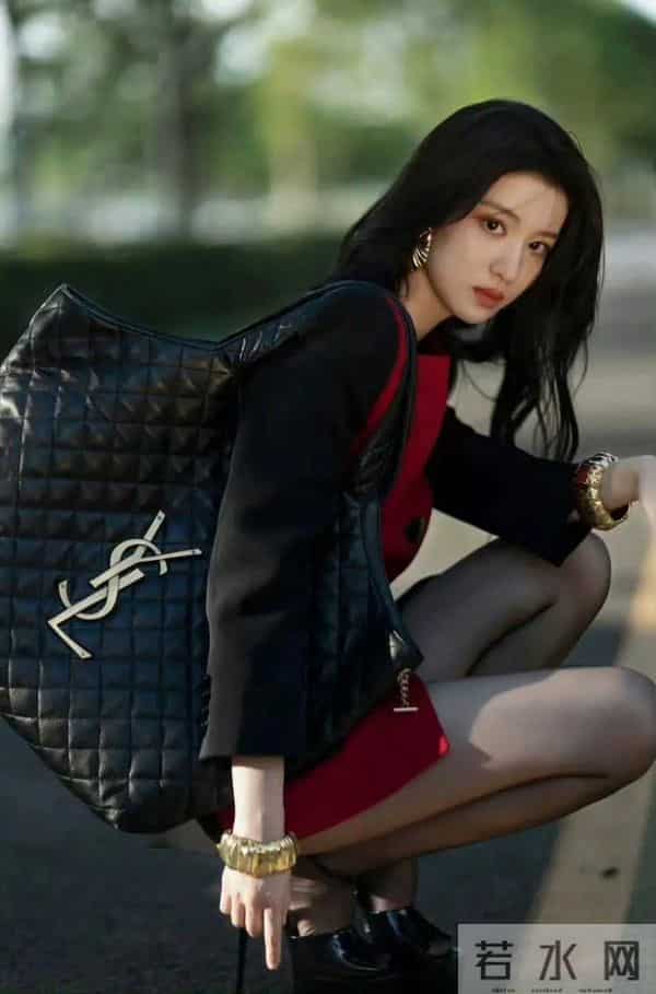 王楚然精选美图集:优雅的时髦感穿搭