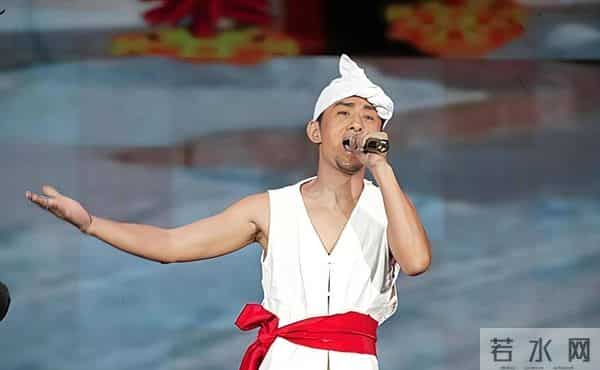 事实证明，"消失"9年的歌手阿宝，早就走上了一条"不归路"