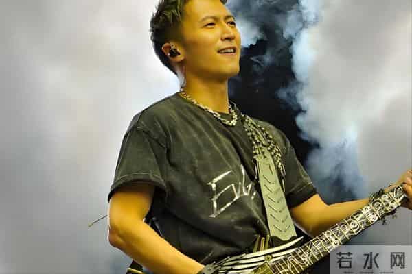 看了张柏芝的育儿观之后,就懂为何孩子都是跟着她,谢霆锋比不了