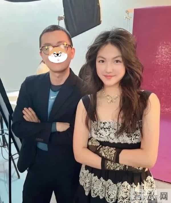 诗龄最新照片曝光，没精修的样子太真实！网友：李湘是忘P图了？