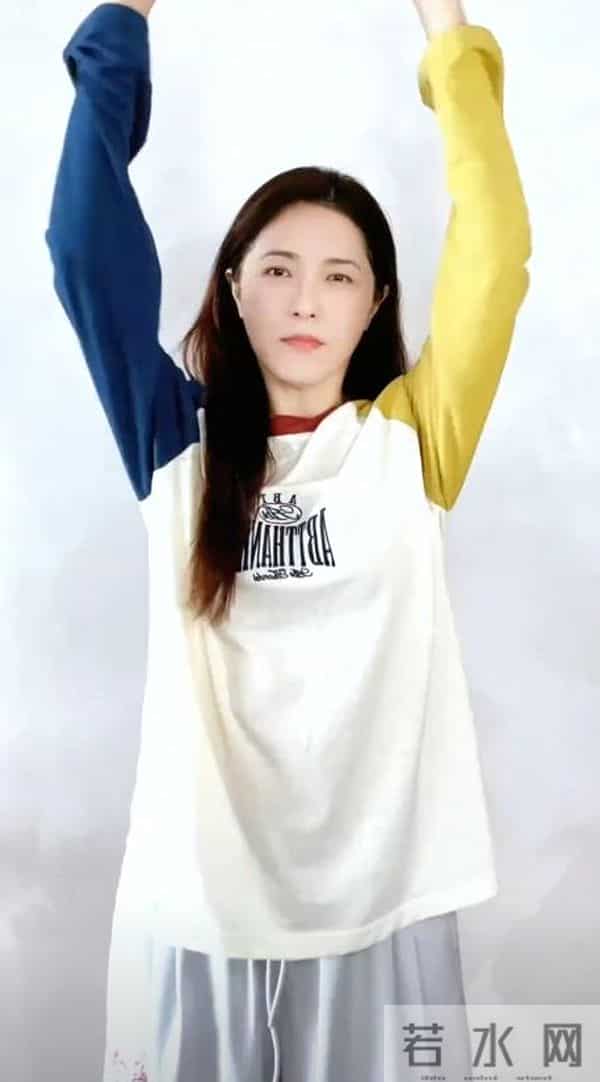 混血基因的弊端出现了,47岁刘烨"老来俏",让儿子诺一的处境尴尬