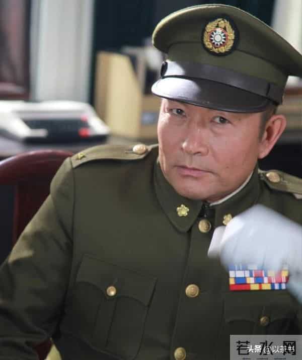 他是国家一级演员,演了半辈子戏,戏外爱妻如命,却为儿子操碎心