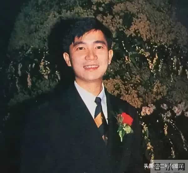 王晶不再隐瞒！陈百强英年早逝主因并非何超琼，原来我们都被骗了