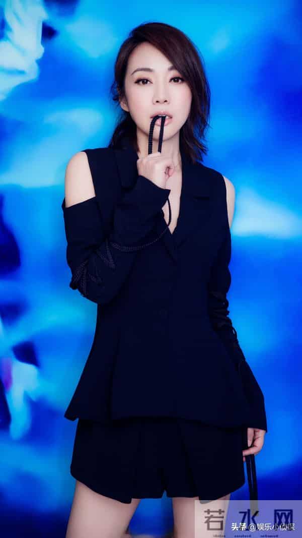 微醺女神“闫妮”高清美图